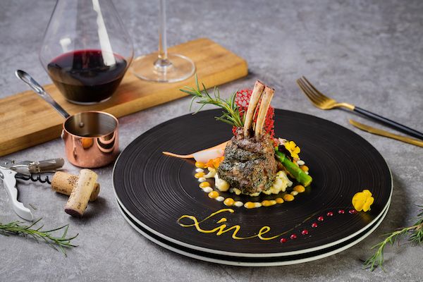 L'mo Dinning - Nguyễn Thị Định