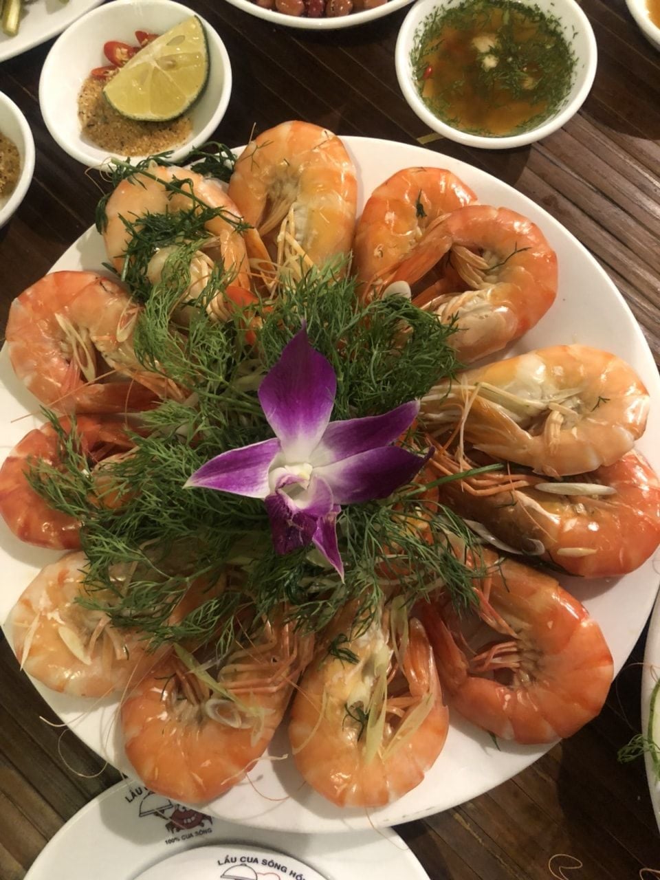 Lẩu Cua Sông Hồng - Hoàng Quốc Việt