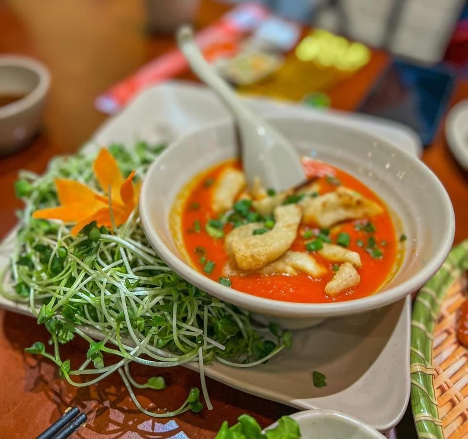Vịt Quay Lu Đất Hoàng Ký -  Thành Công