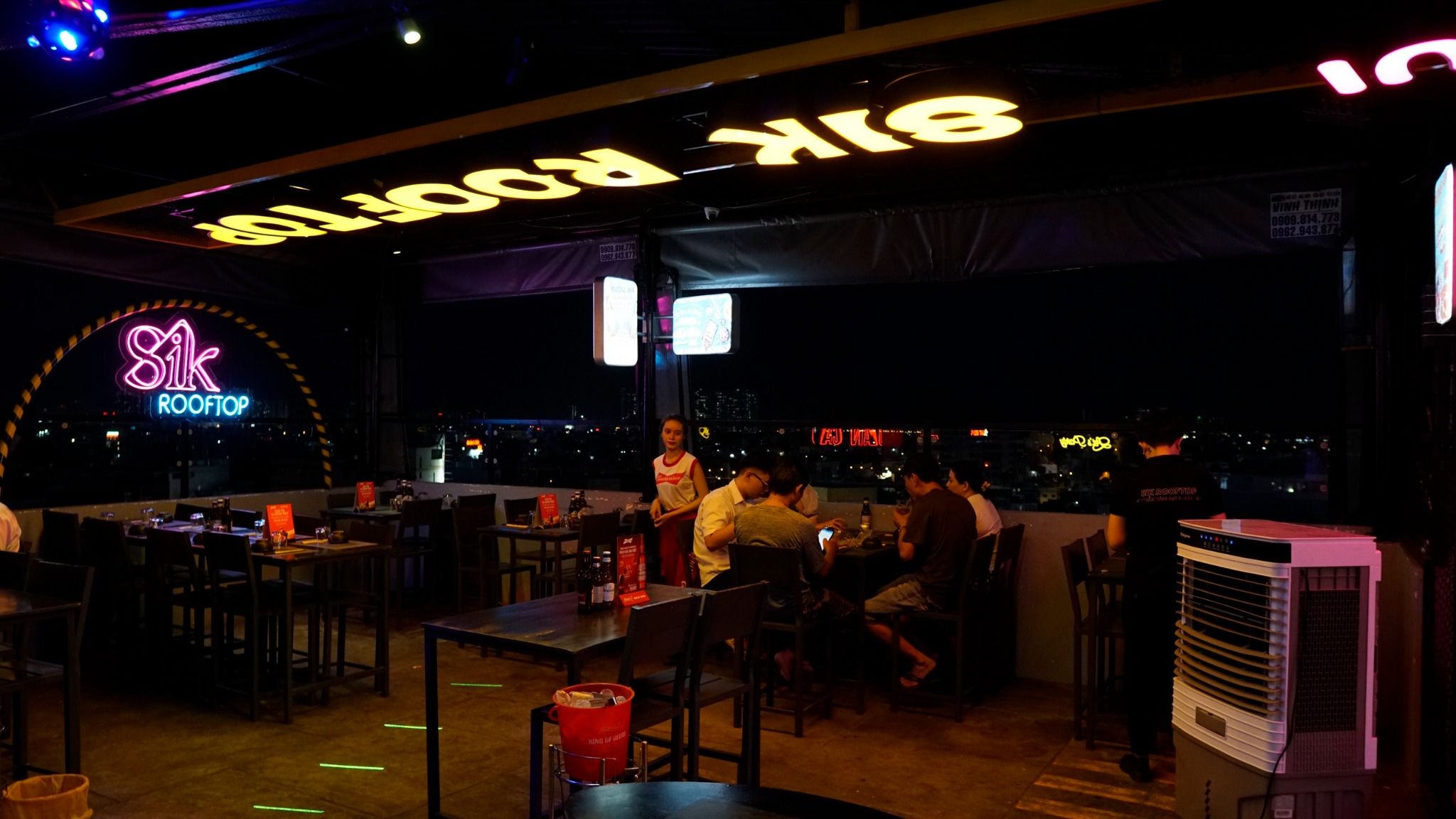 Sik Rooftop - Trần Hưng Đạo B