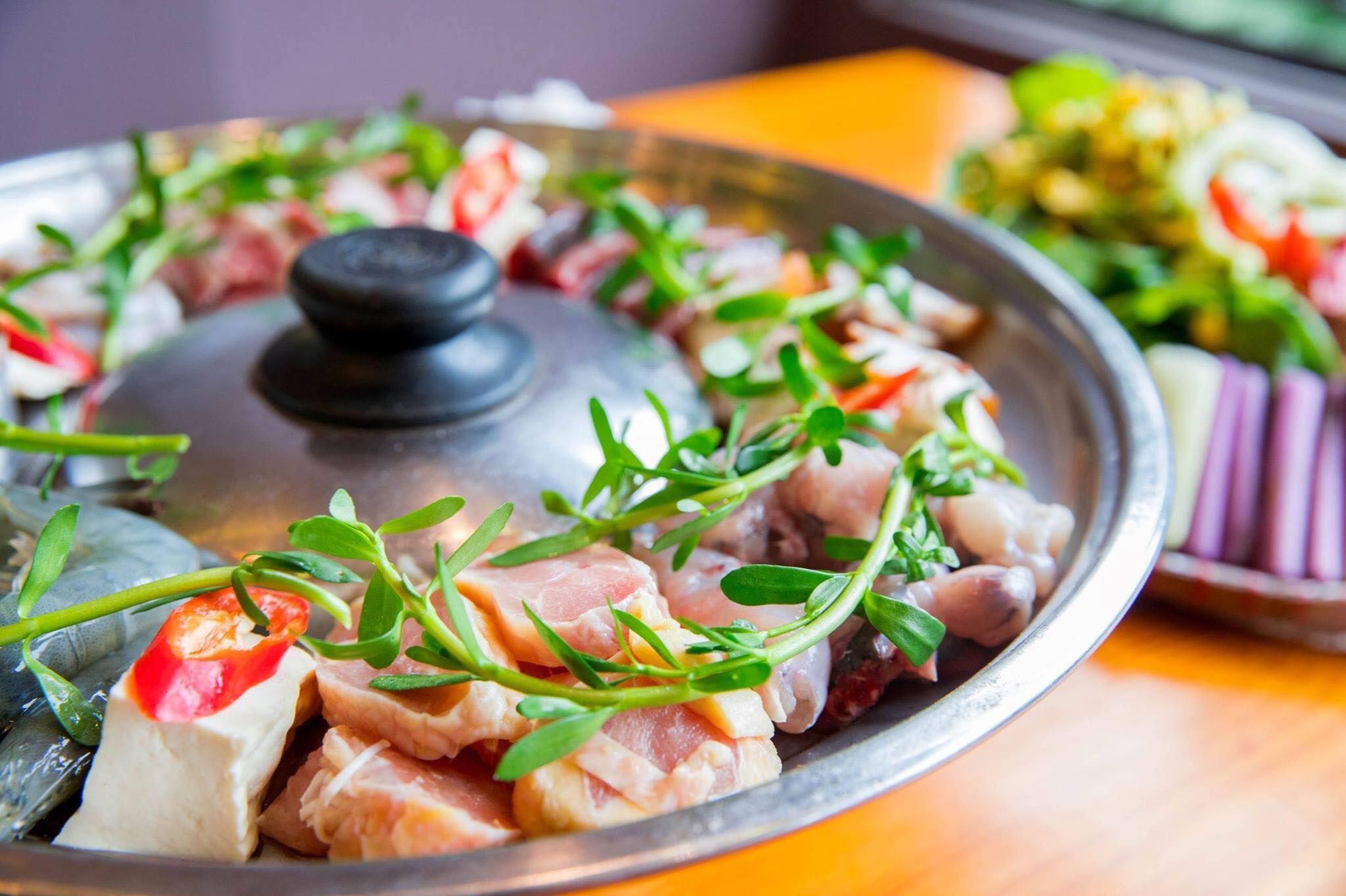 Lẩu Mắm Ninh Kiều - Hàng Bún