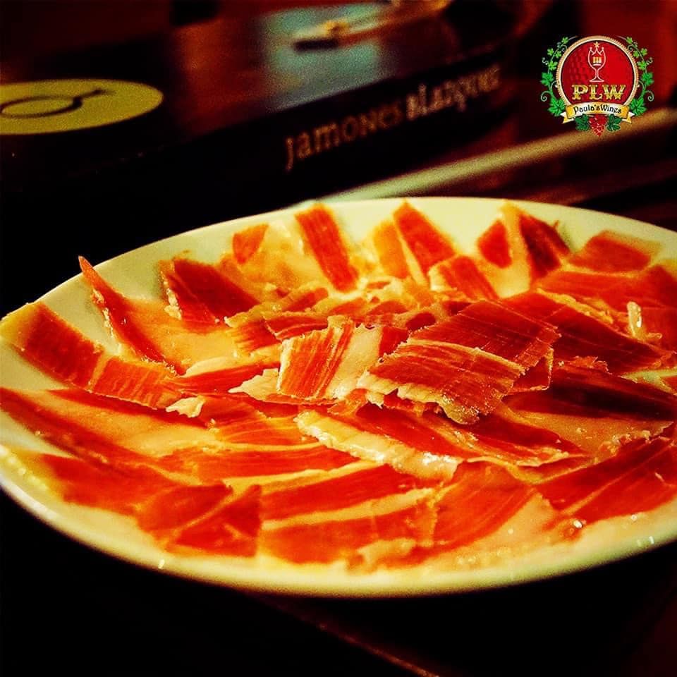 Paula's Wines - Mandarin Garden Hoàng Minh Giám