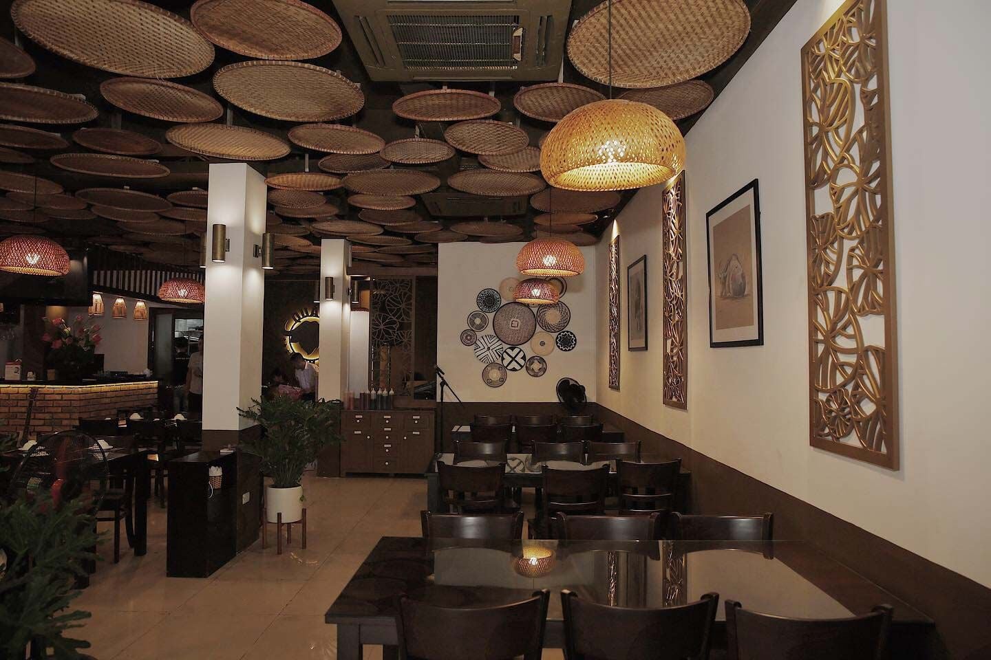 Đinh Gia Quán – Nguyên Hồng