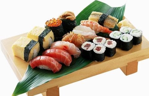 SnowZ Restaurant - Phố Nguyễn Thị Định