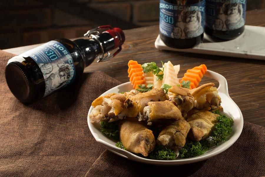 Vườn Bia Hà Nội - Nguyễn Thị Thập