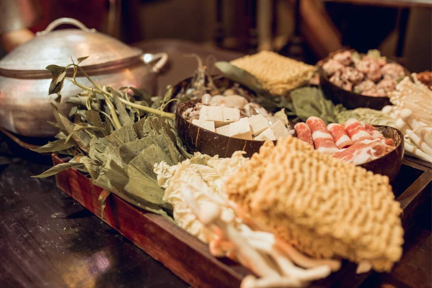 Sỉn Quán - 47 Bát Đàn