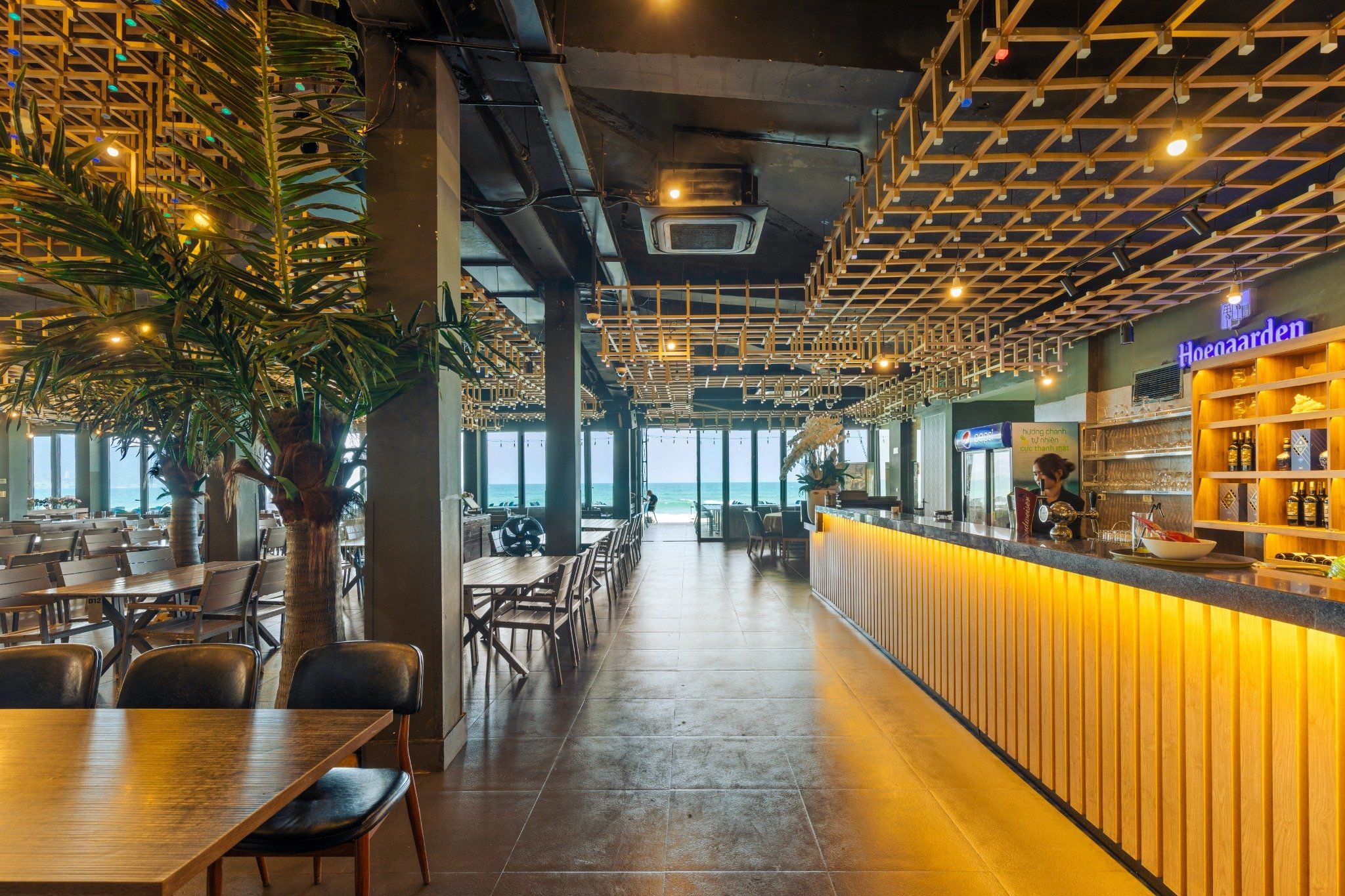 Muối Biển Seafood - 51 Võ Nguyên Giáp