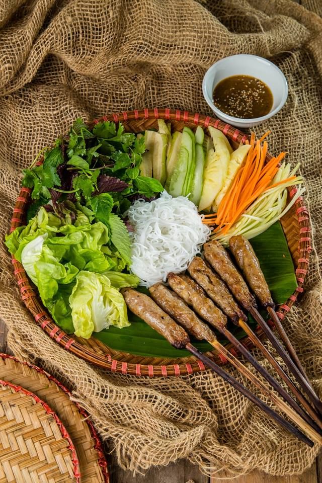 Bún Bò Huế O Xuân - Tuệ Tĩnh