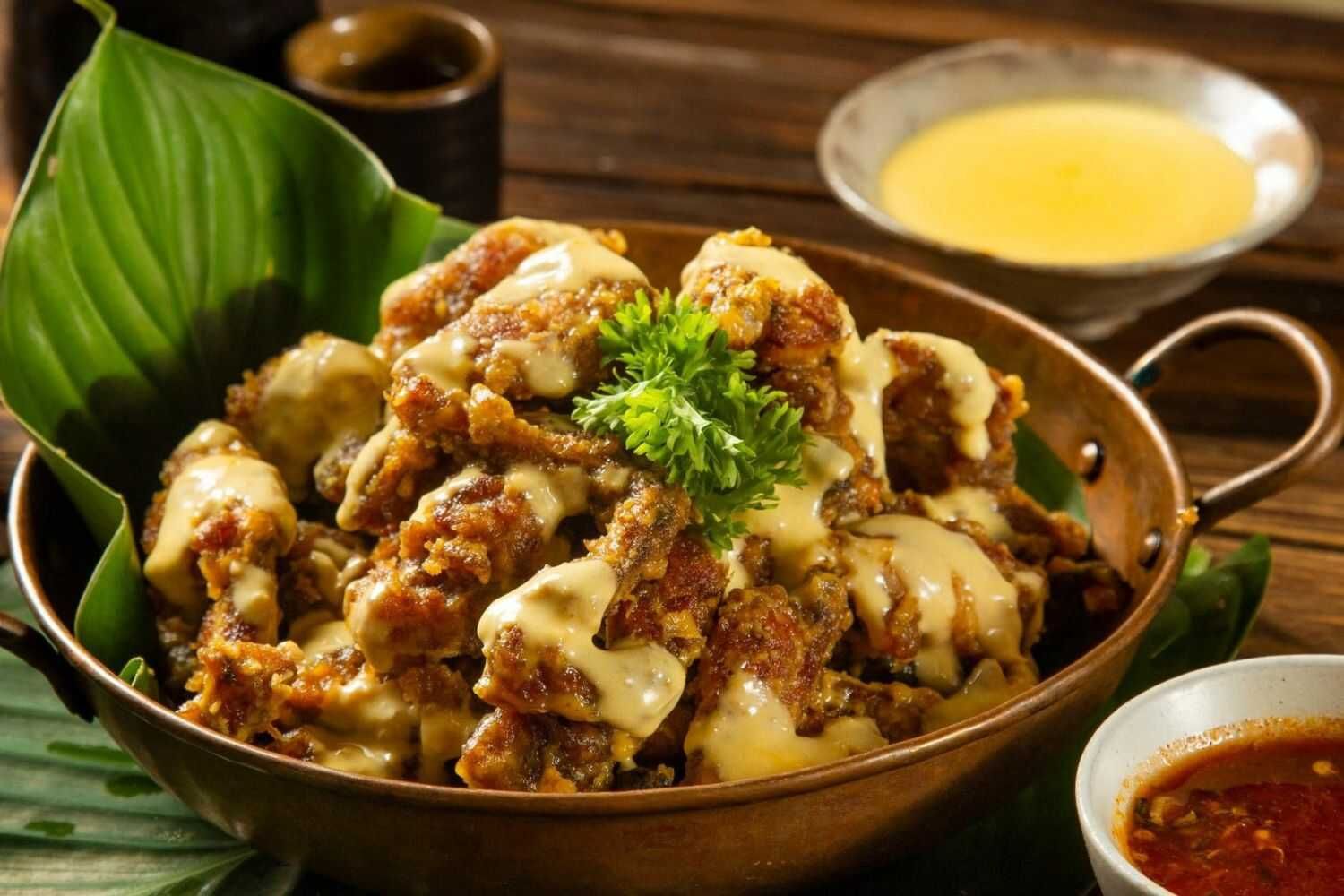 Sỉn Quán - 47 Bát Đàn