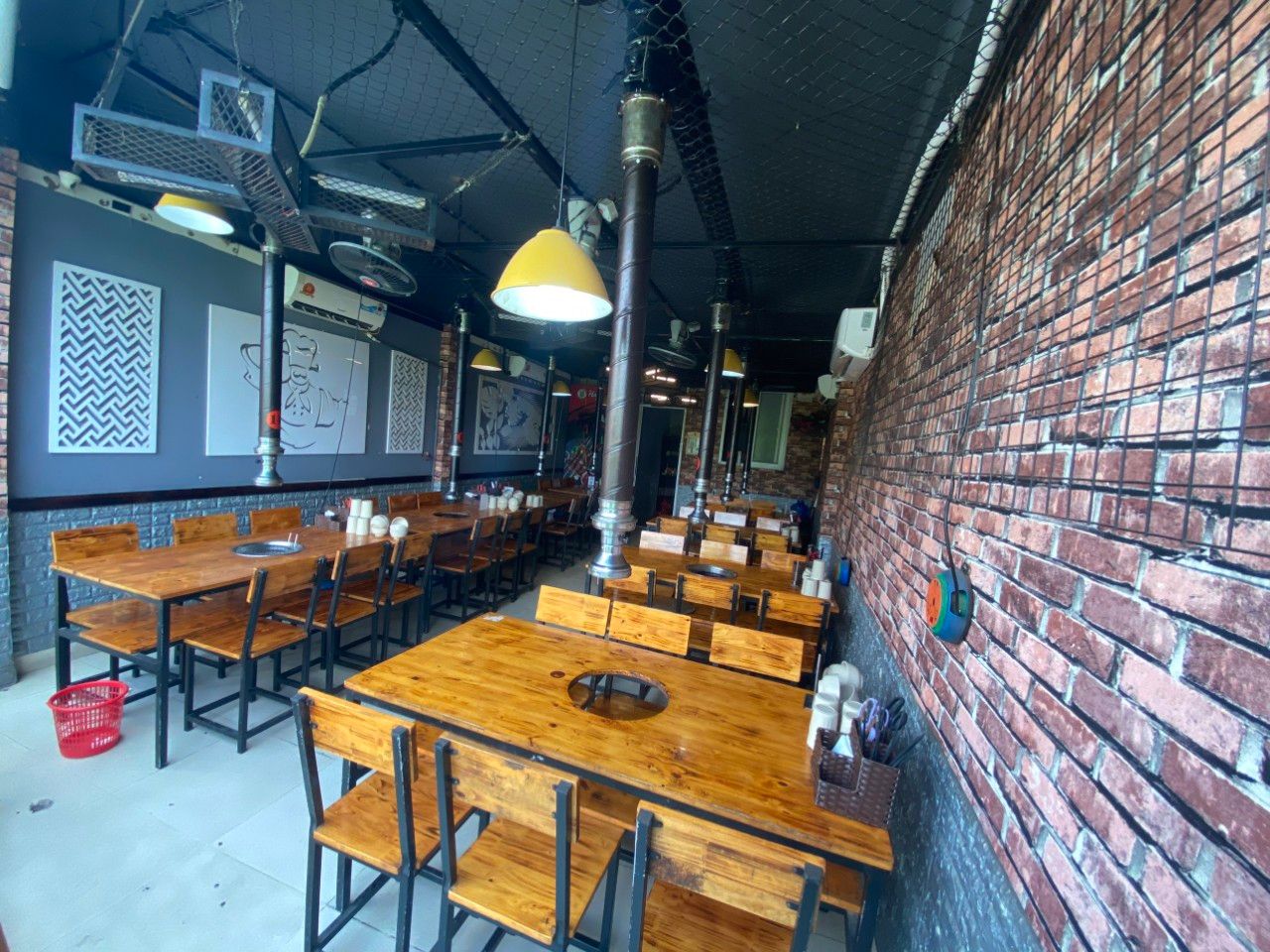 Hugo BBQ - Miếu Đầm