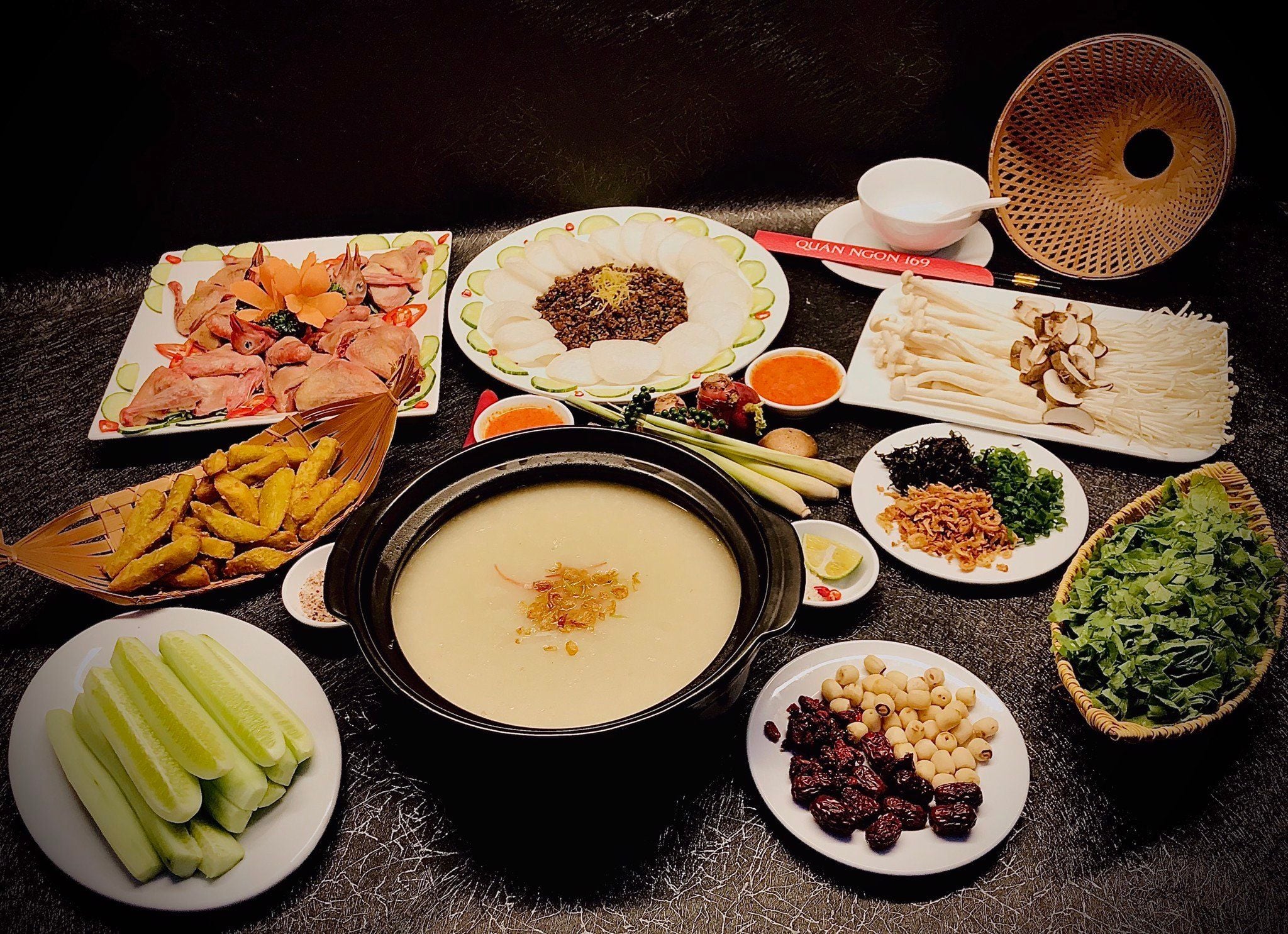 Quán Ngon 169 - Hàng Bông