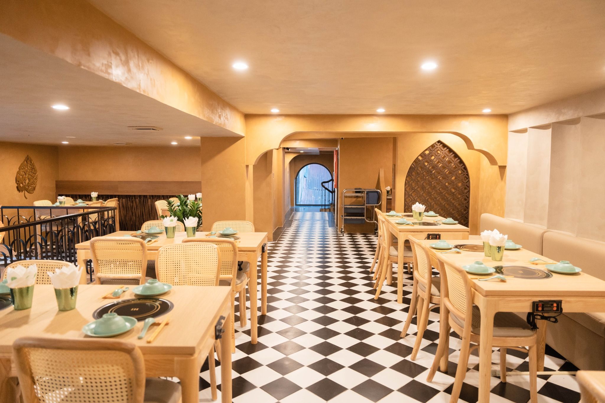 Mani Thai - 16 Nguyễn Đình Chiểu