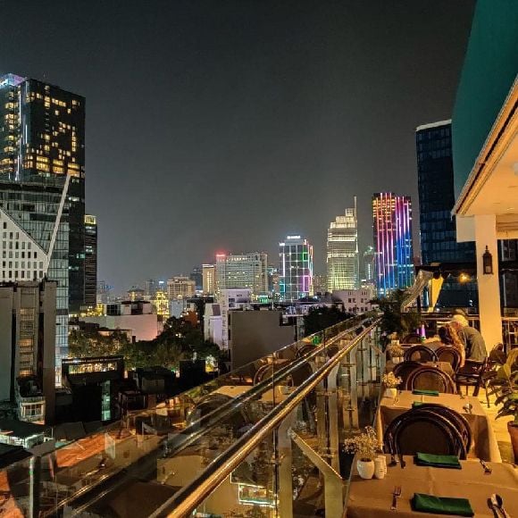 Búp Sky Lounge & Restaurant - Nguyễn Thái Bình