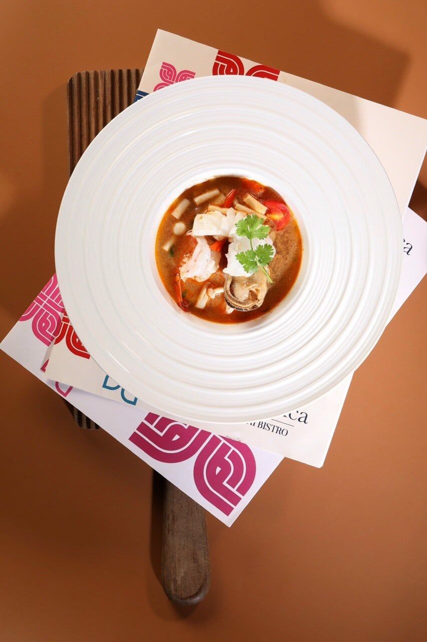 Botanica Thai Bistro - Lê Văn Hưu