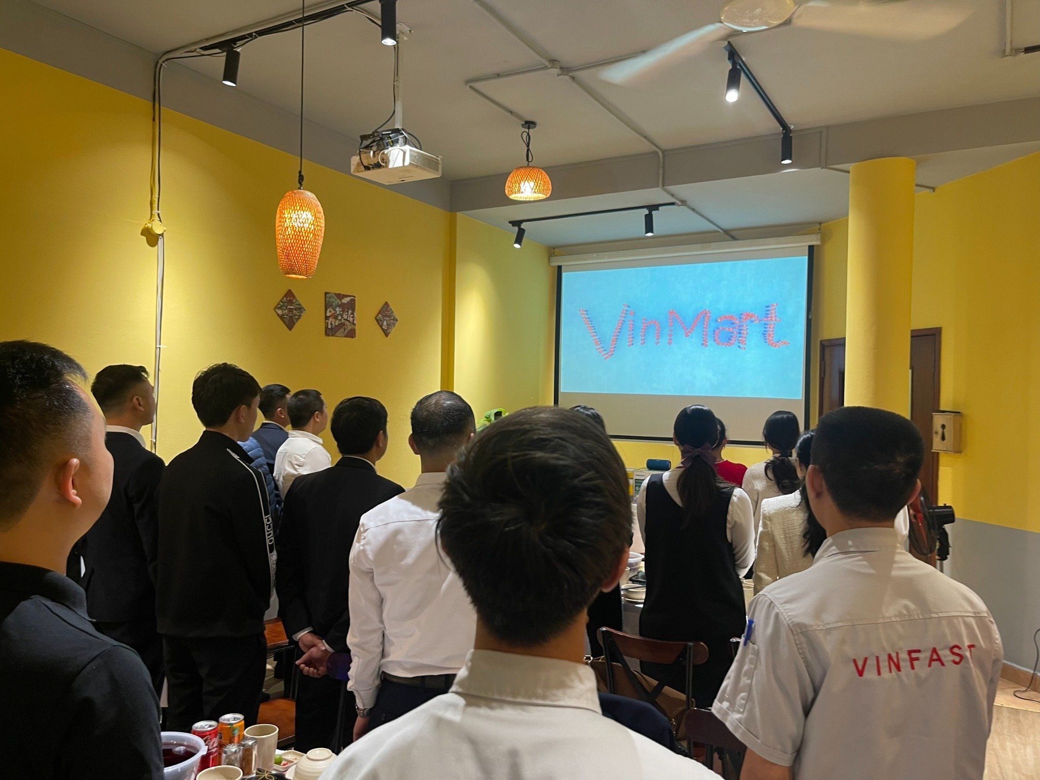 Vịt Quay Lu Đất Hoàng Ký - Lưu Quang Vũ