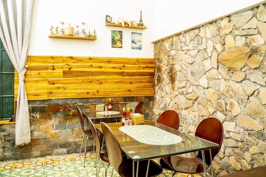 Bít tết Luna - Đội Cấn