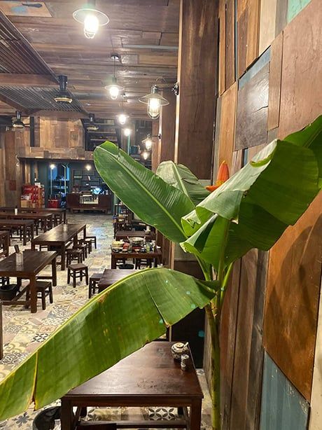 Lẩu Bò Nhà Gỗ - Lý Thái Tổ