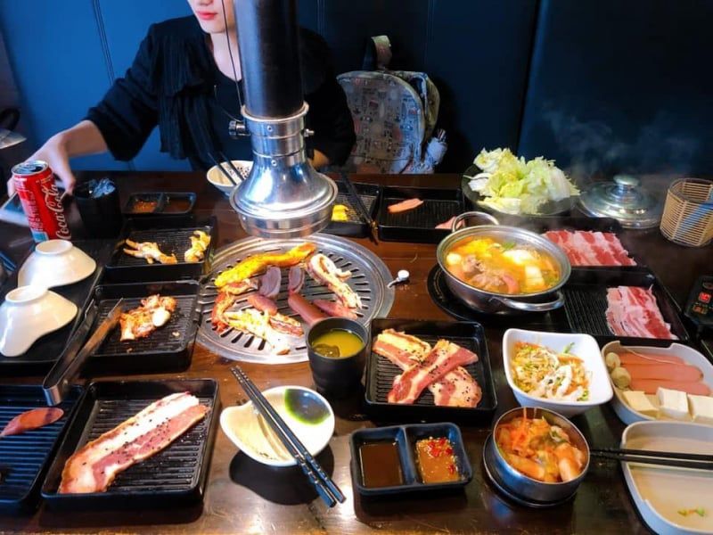 Bủng Buffet - Phùng Khoang