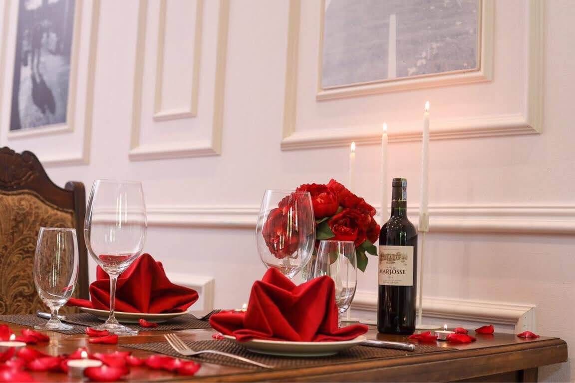 Botanica Thai Bistro - Lê Văn Hưu