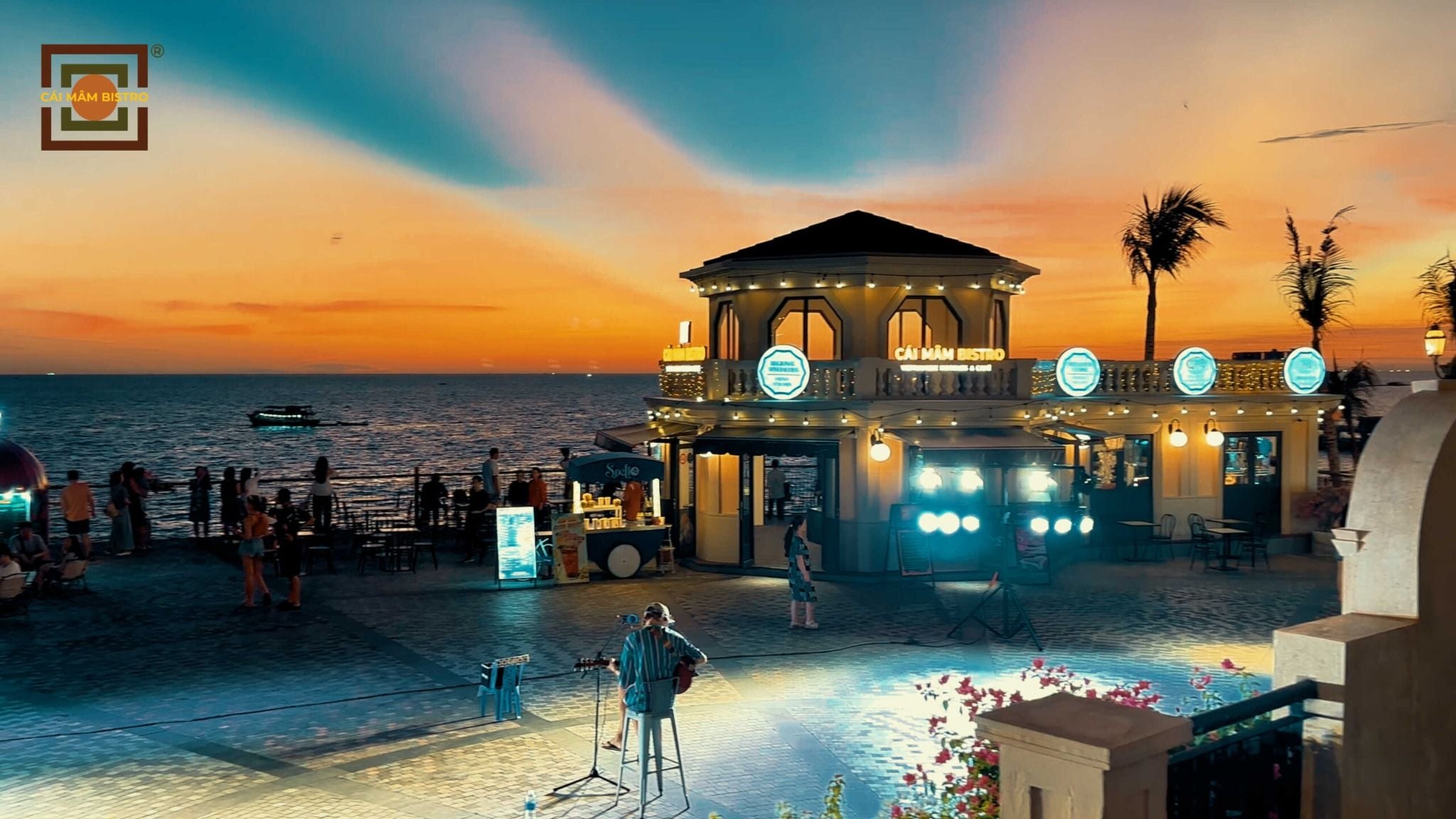 Cái Mâm Bistro - Vietnamese Noodles & Cafe - Sunset Town