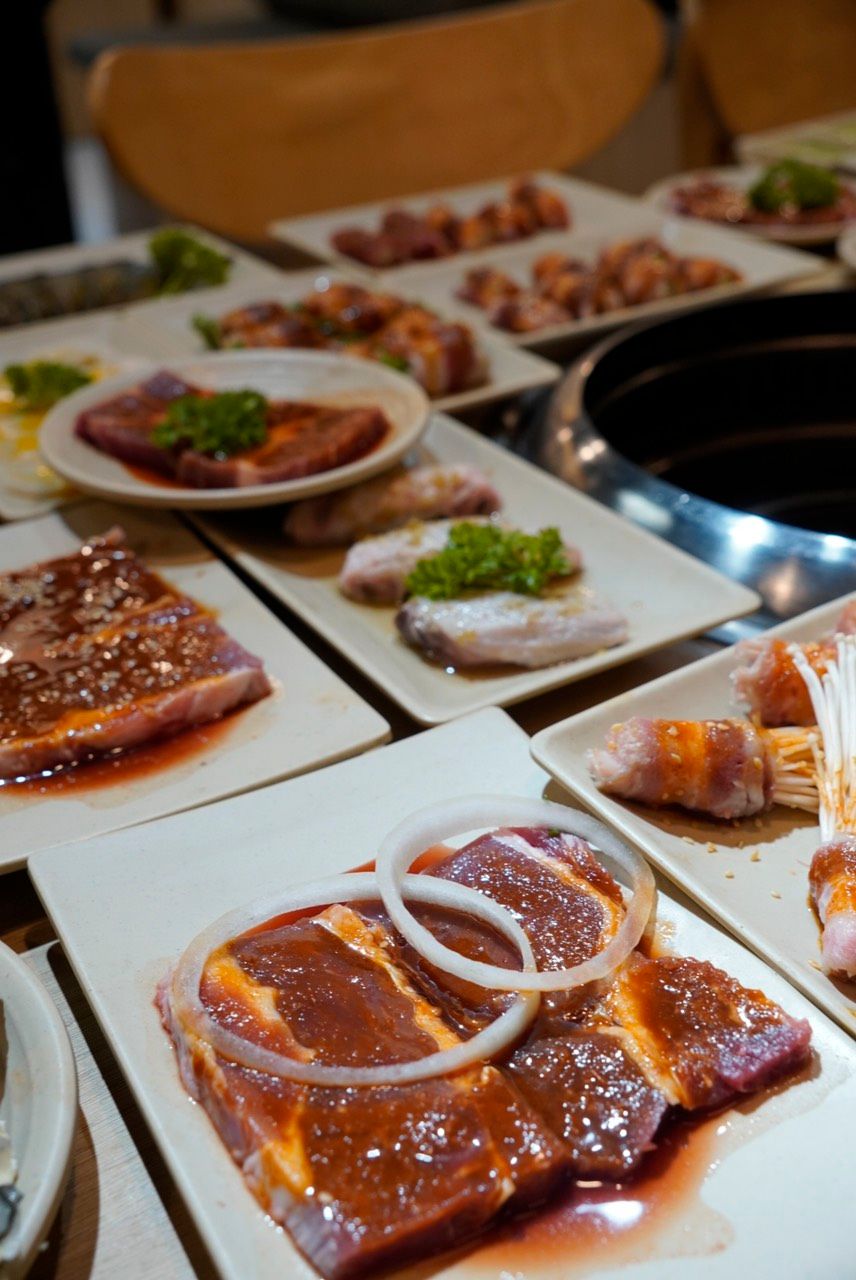 Hugo BBQ - Lạc Long Quân