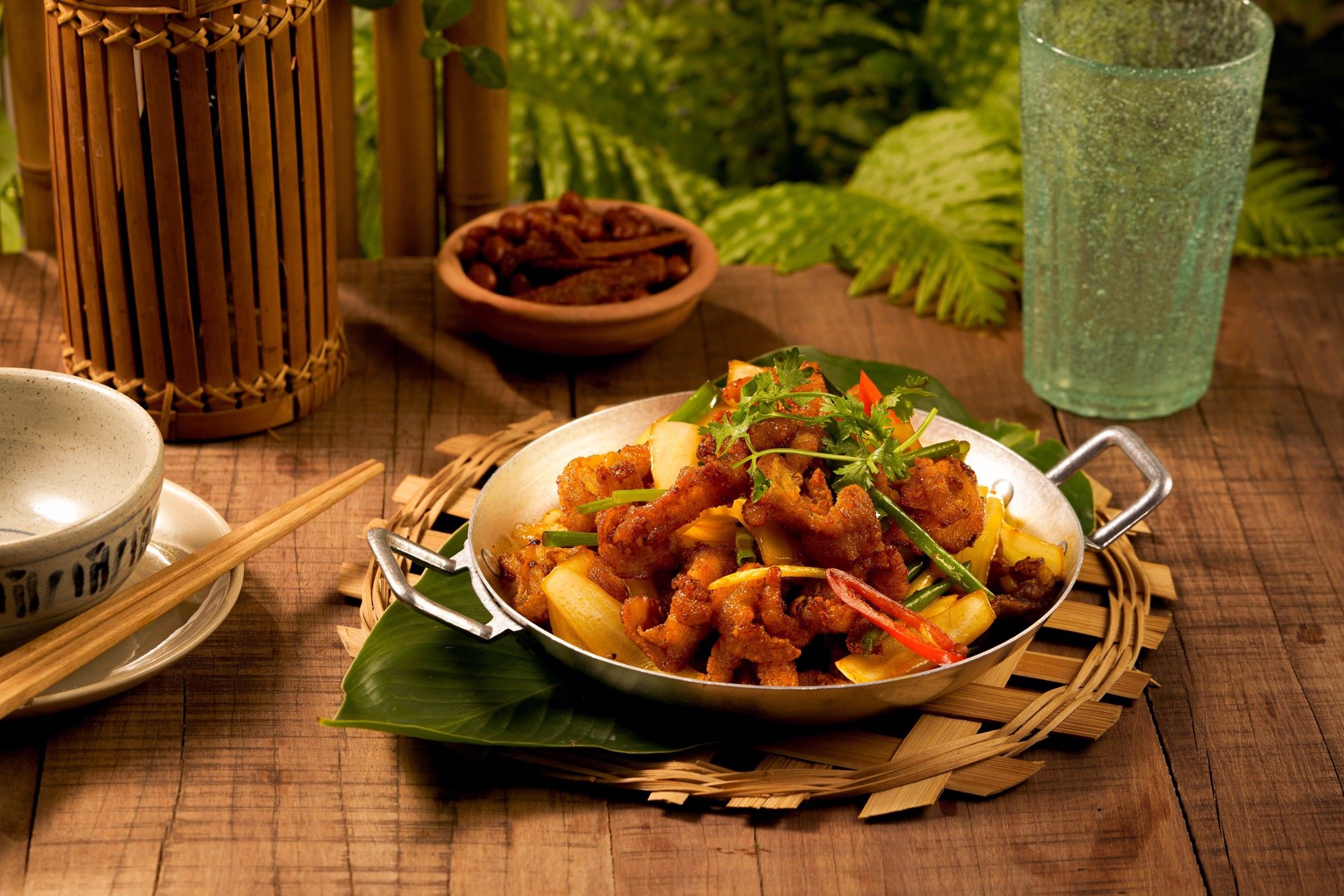 Bếp Quán - Thợ Nhuộm