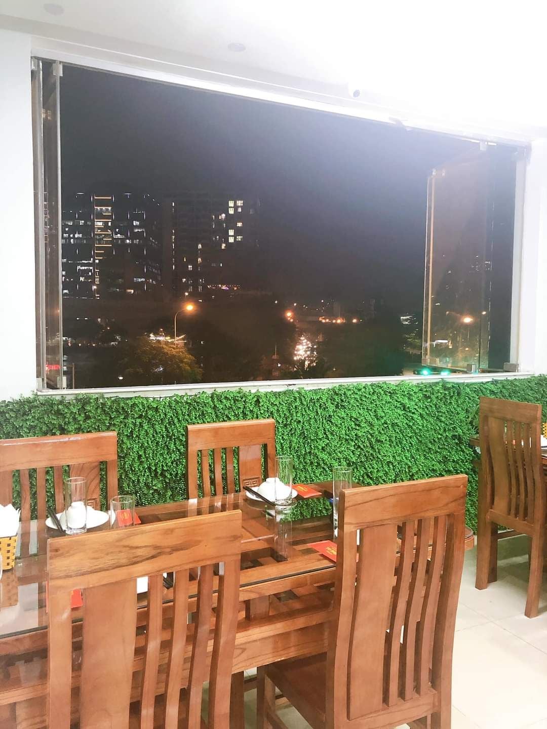 Cường Gà - Hoàng Cầu