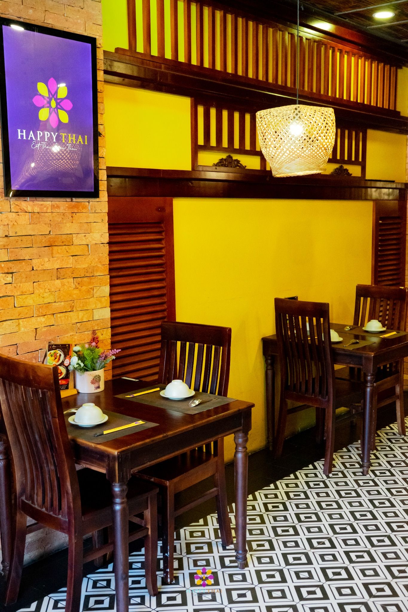 Happy Thai - Phạm Ngũ Lão