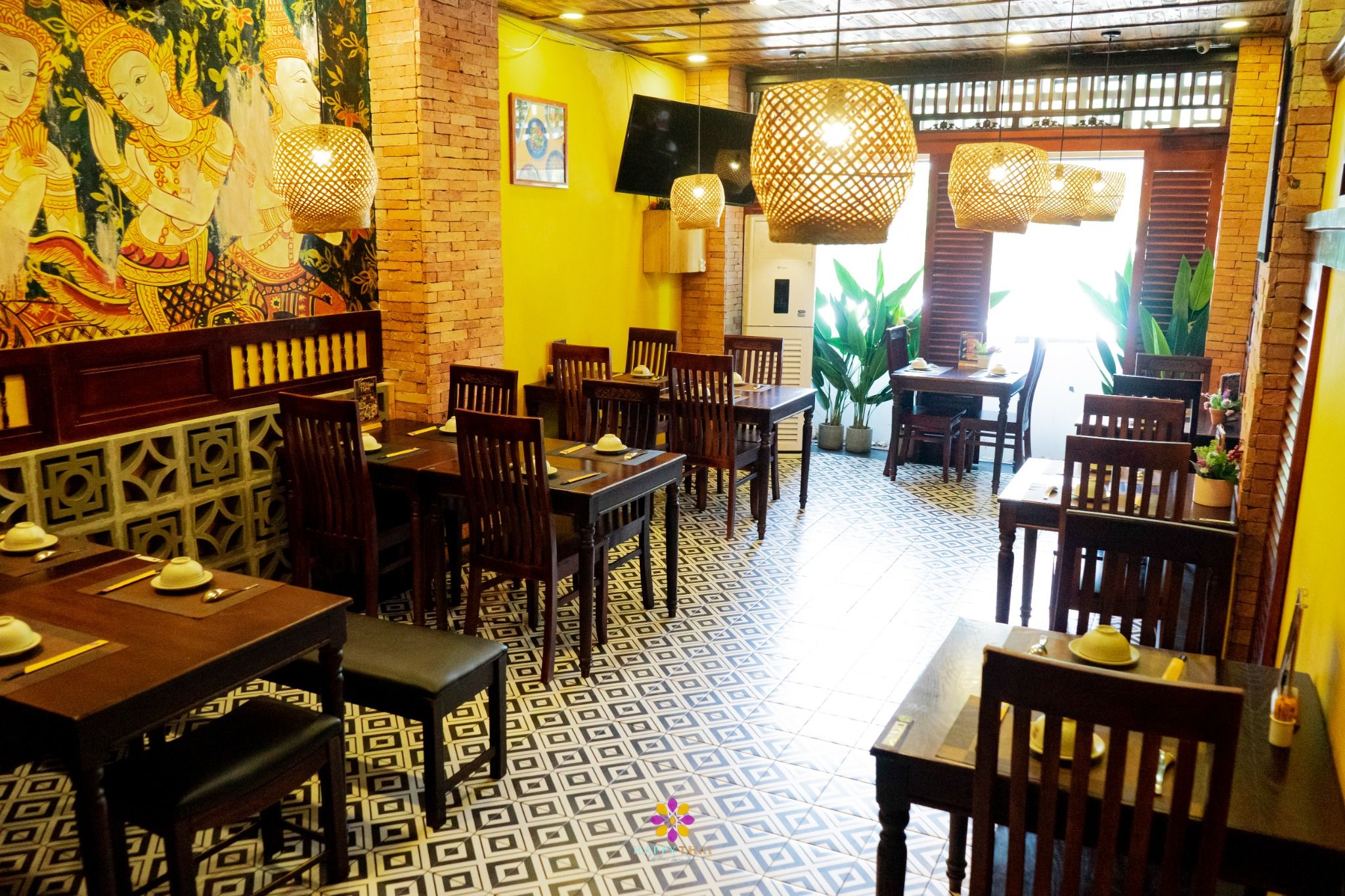 Happy Thai - Phạm Ngũ Lão