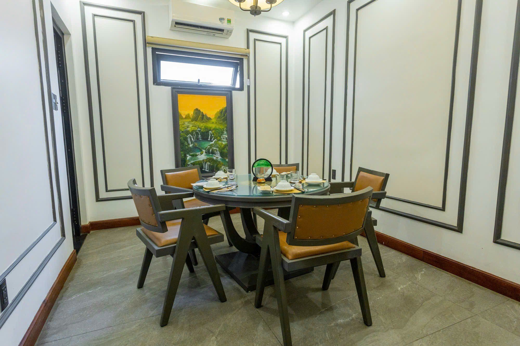 Sala - Nguyễn Lương Bằng