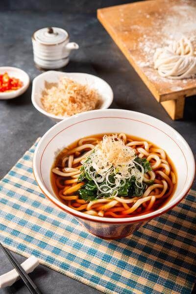 Hachijuhachi - Xuân Diệu