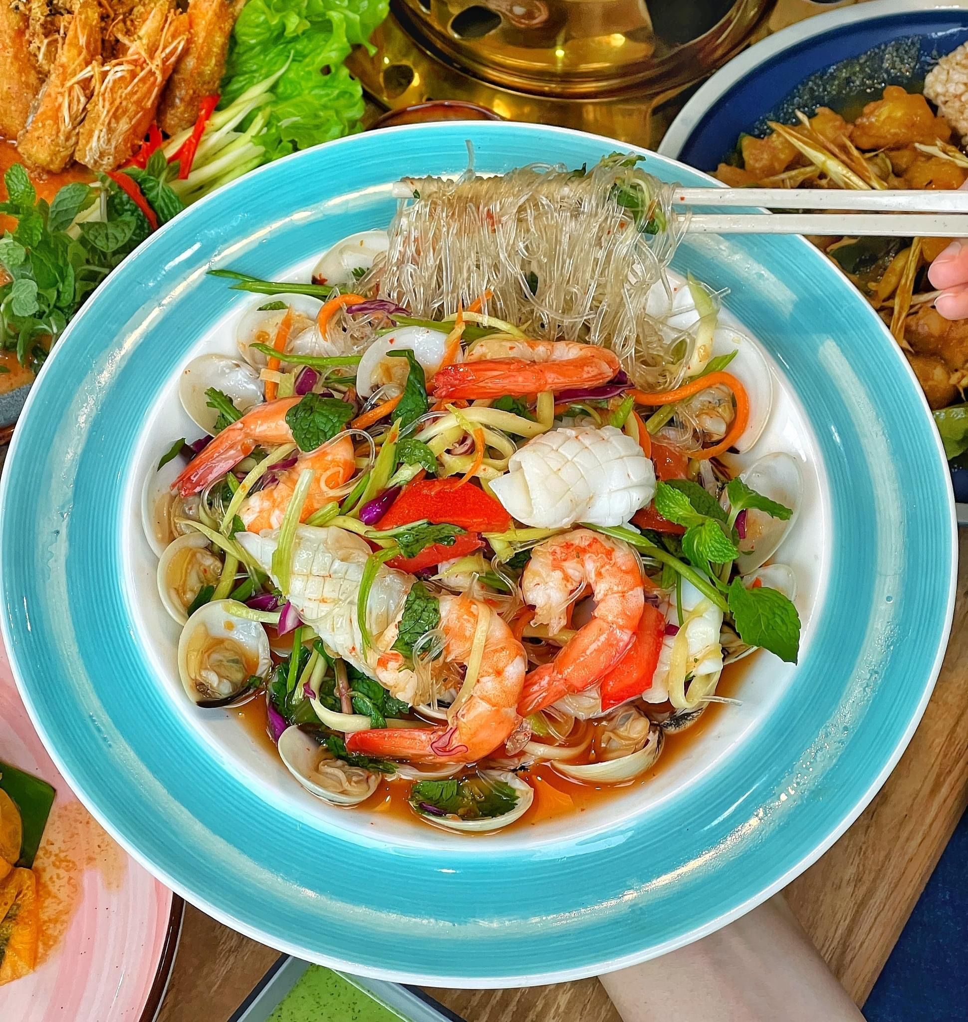 Sabay Thai - Trần Xuân Soạn
