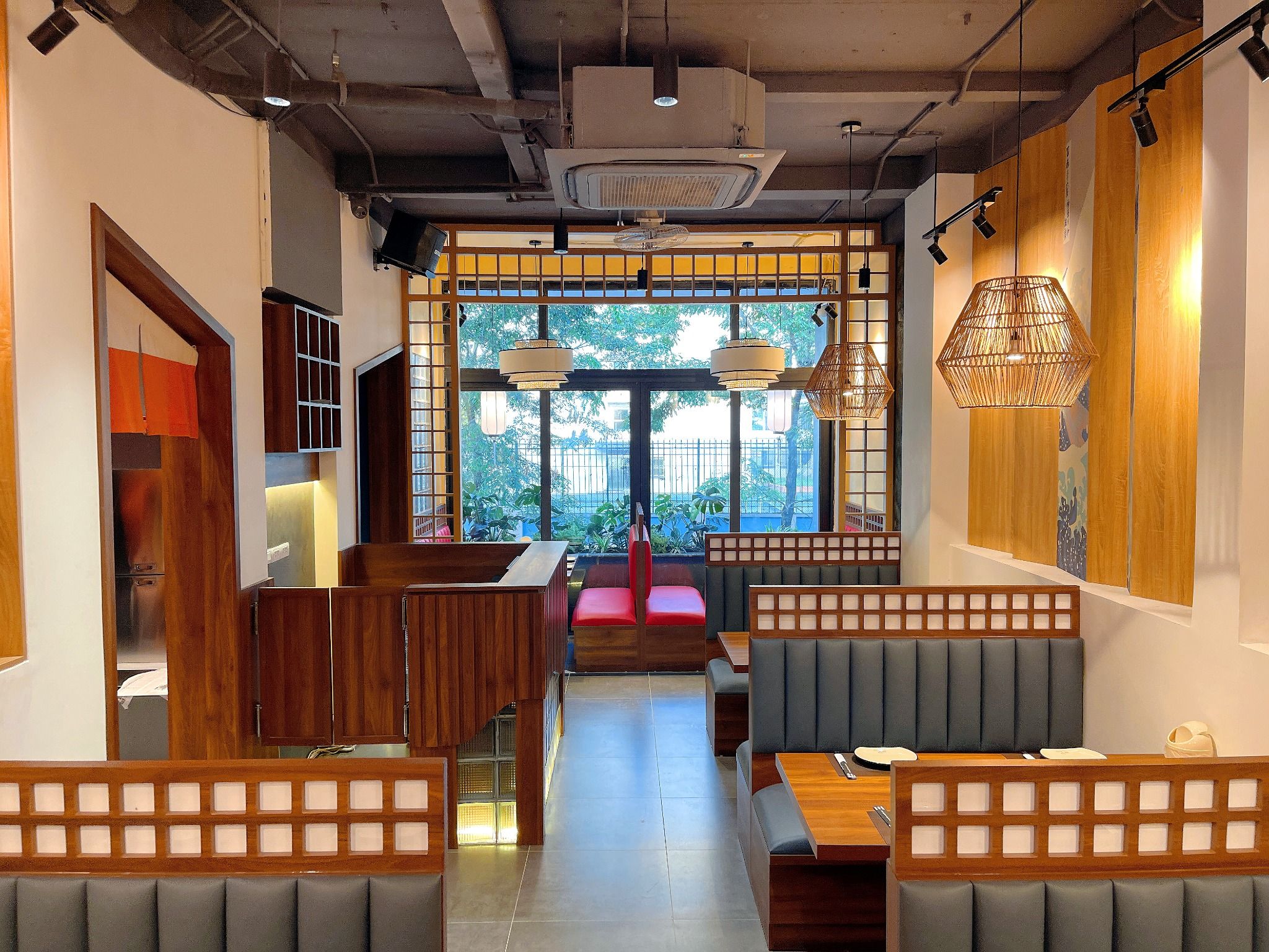 Let's Sushi - KĐT Mon City Hàm Nghi