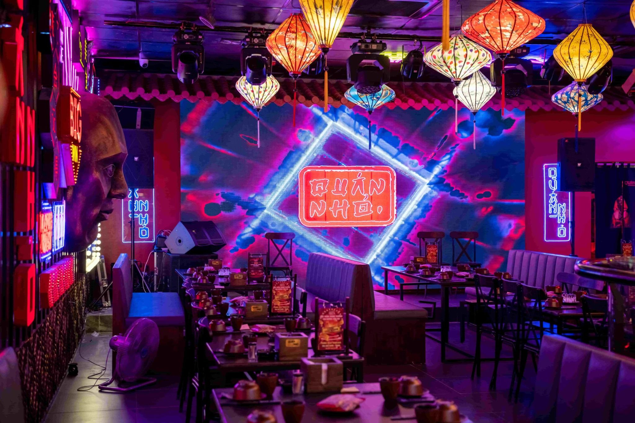 Quán Nhỏ - Trần Quang Diệu