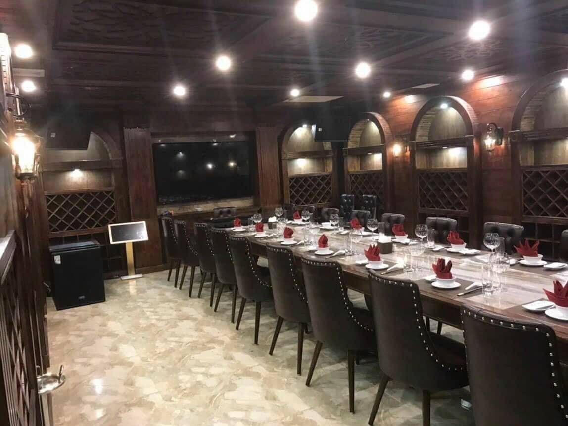 London Restaurant - Thành Thái