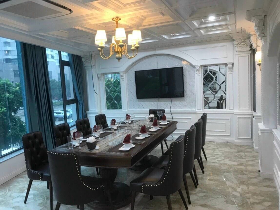 London Restaurant - Thành Thái