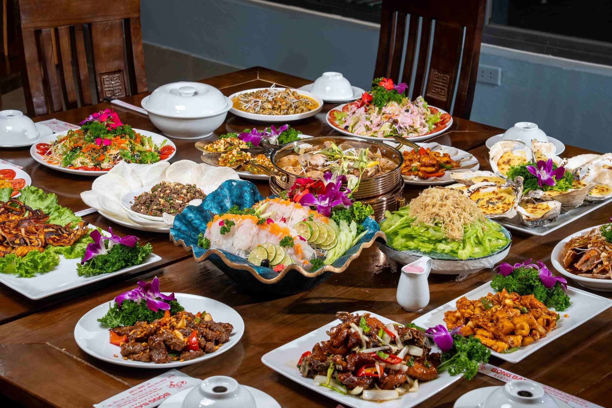 Hạ Long Mai Về - 22 Phan Chu Trinh