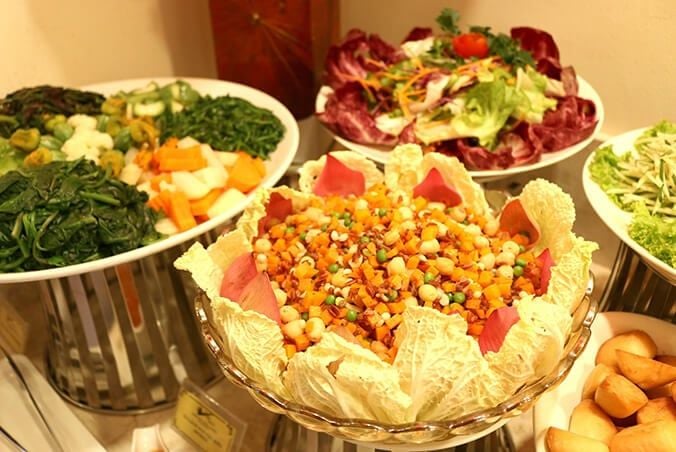 Buffet Cỏ Nội - Hai Bà Trưng