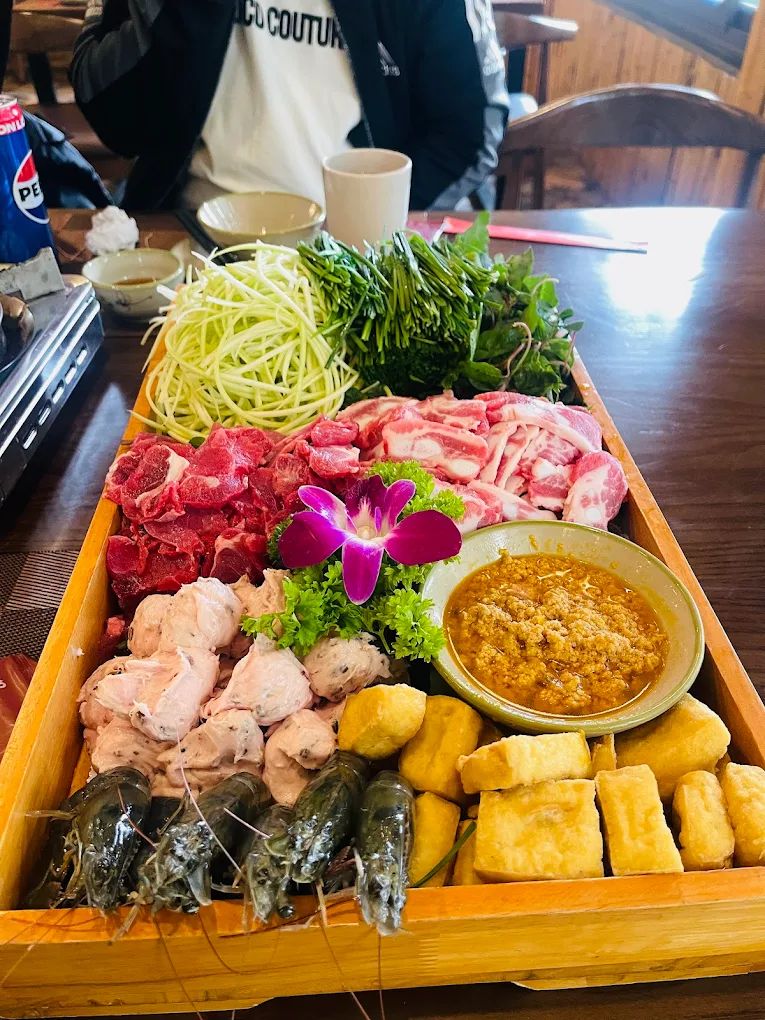 Sen Tràng An - Phạm Văn Nghị