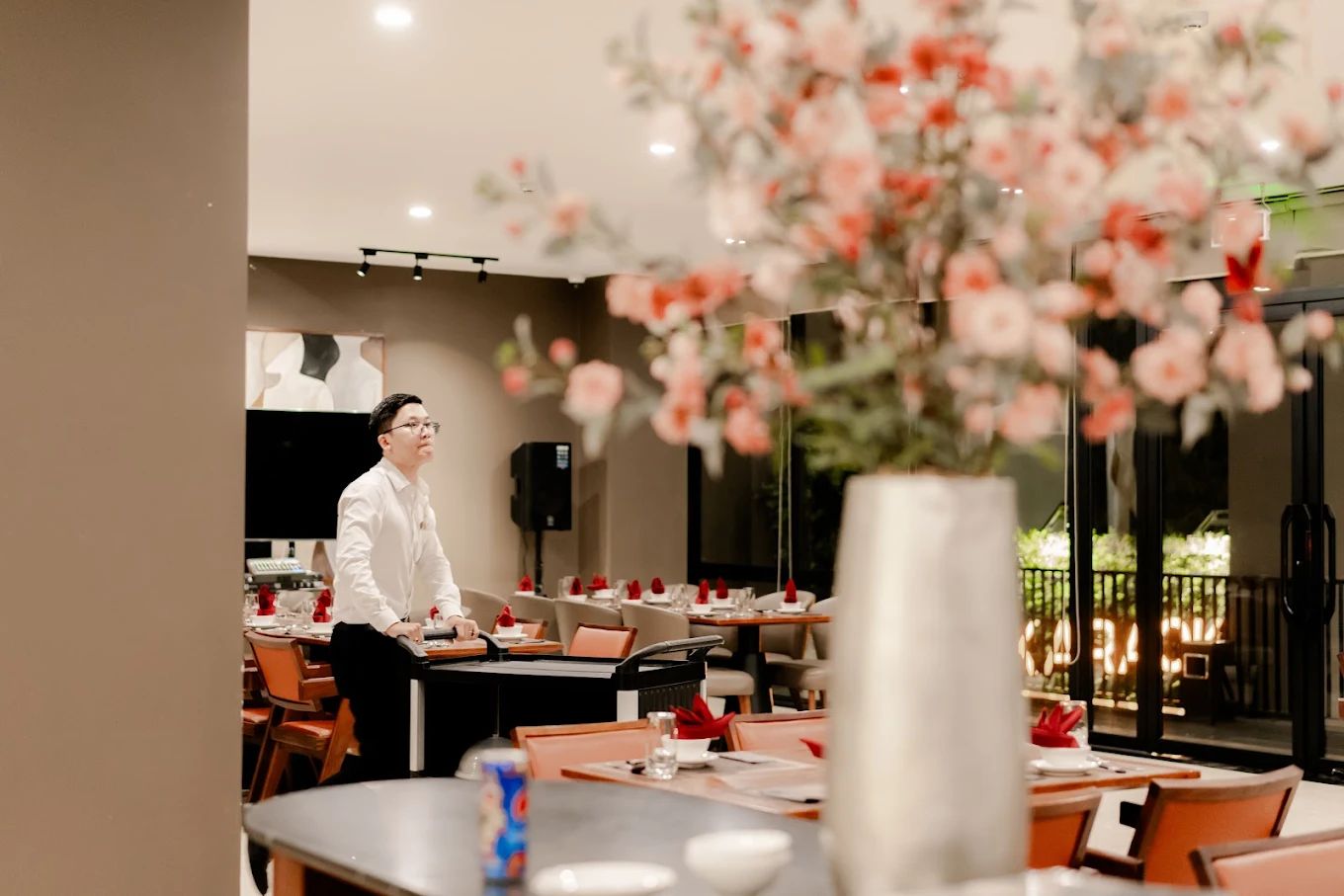 Sline Restaurant - 59 Lâm Hoằng