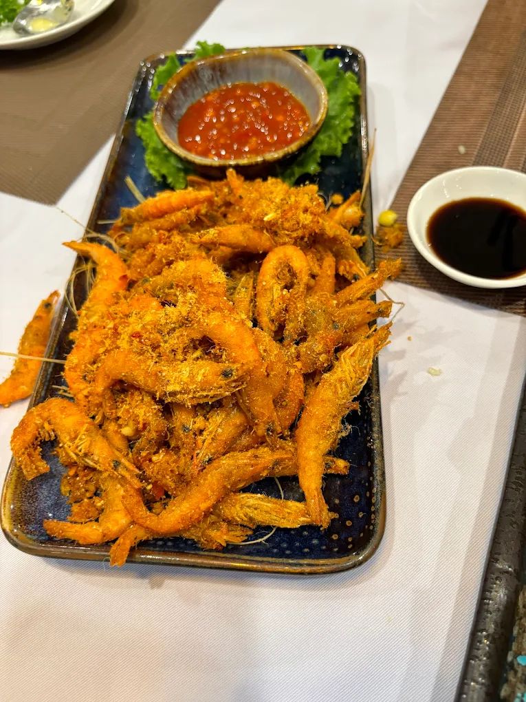 Sline Restaurant - 59 Lâm Hoằng