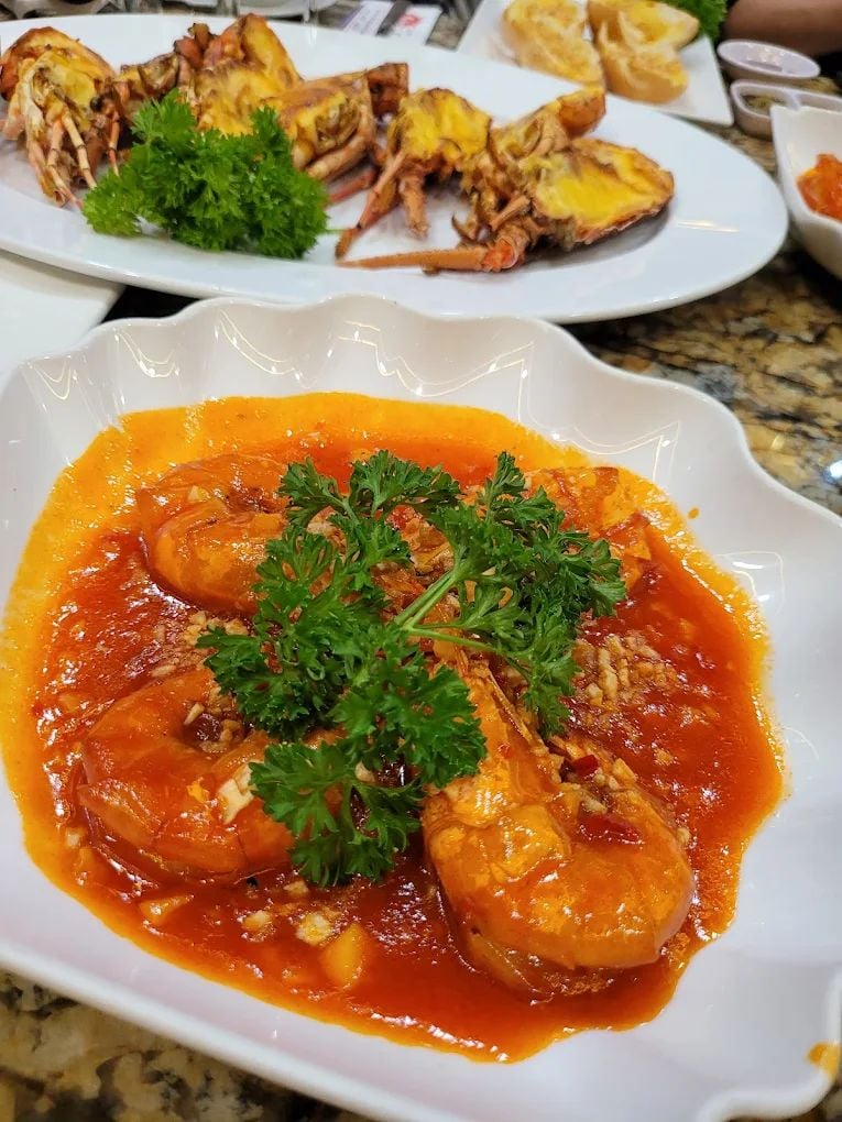 Trung Gia Seafood - 64 Võ Nguyên Giáp