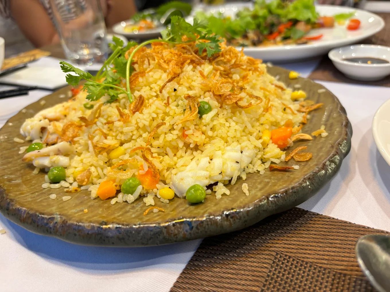 Sline Restaurant - 59 Lâm Hoằng