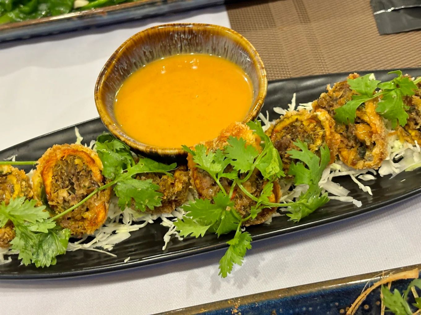 Sline Restaurant - 59 Lâm Hoằng