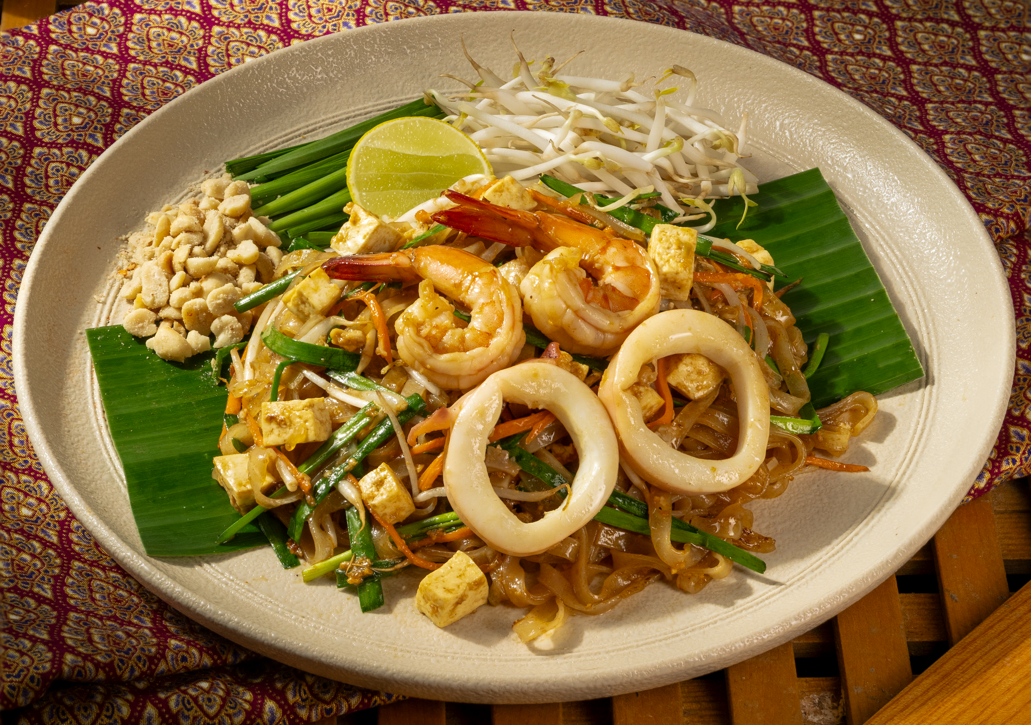 Thai Market Restaurant - 48 Thái Phiên
