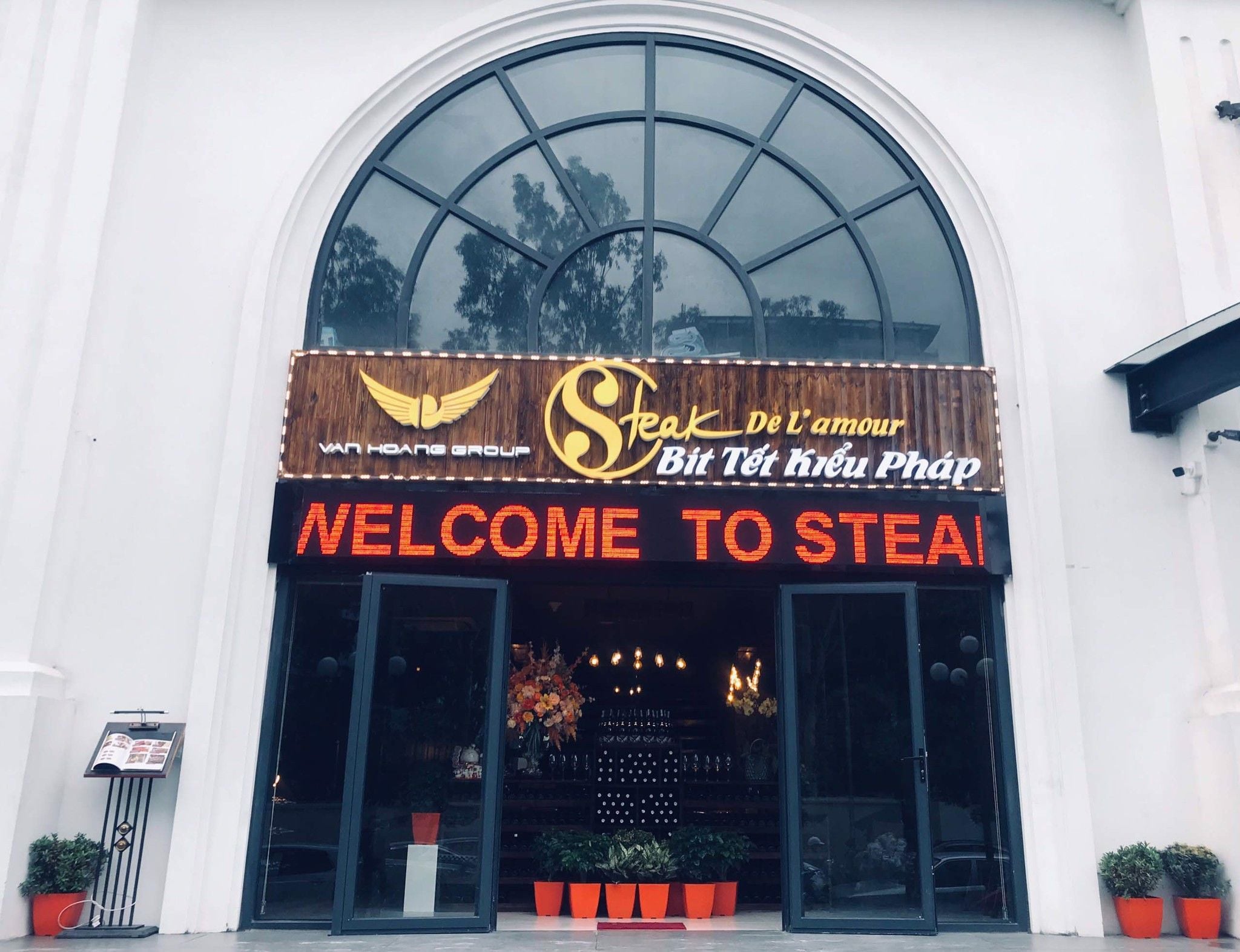 L'amour Steak - Nam Cao