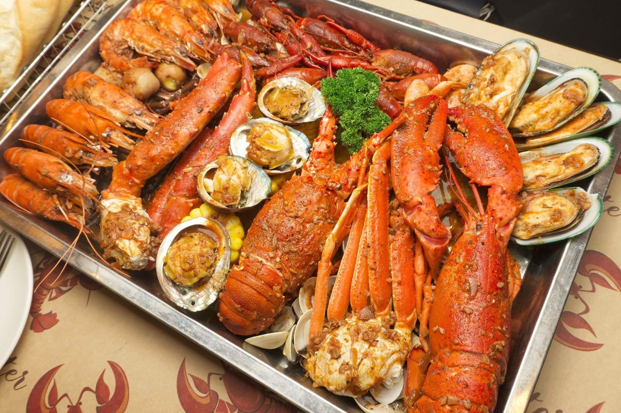 Mr. Tom American - Trần Đại Nghĩa