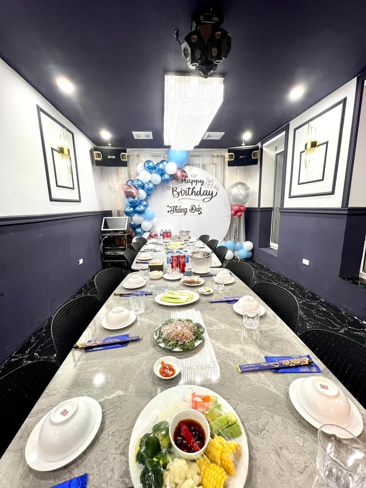 Hoa Sang Restaurant - 60 Nguyễn Thị Định