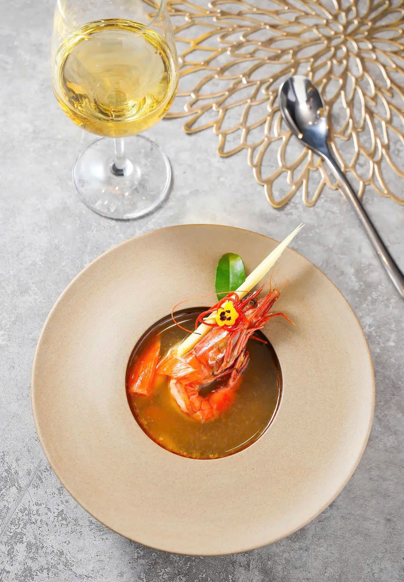 Best4U Premium Restaurant - 21 Lương Ngọc Quyến
