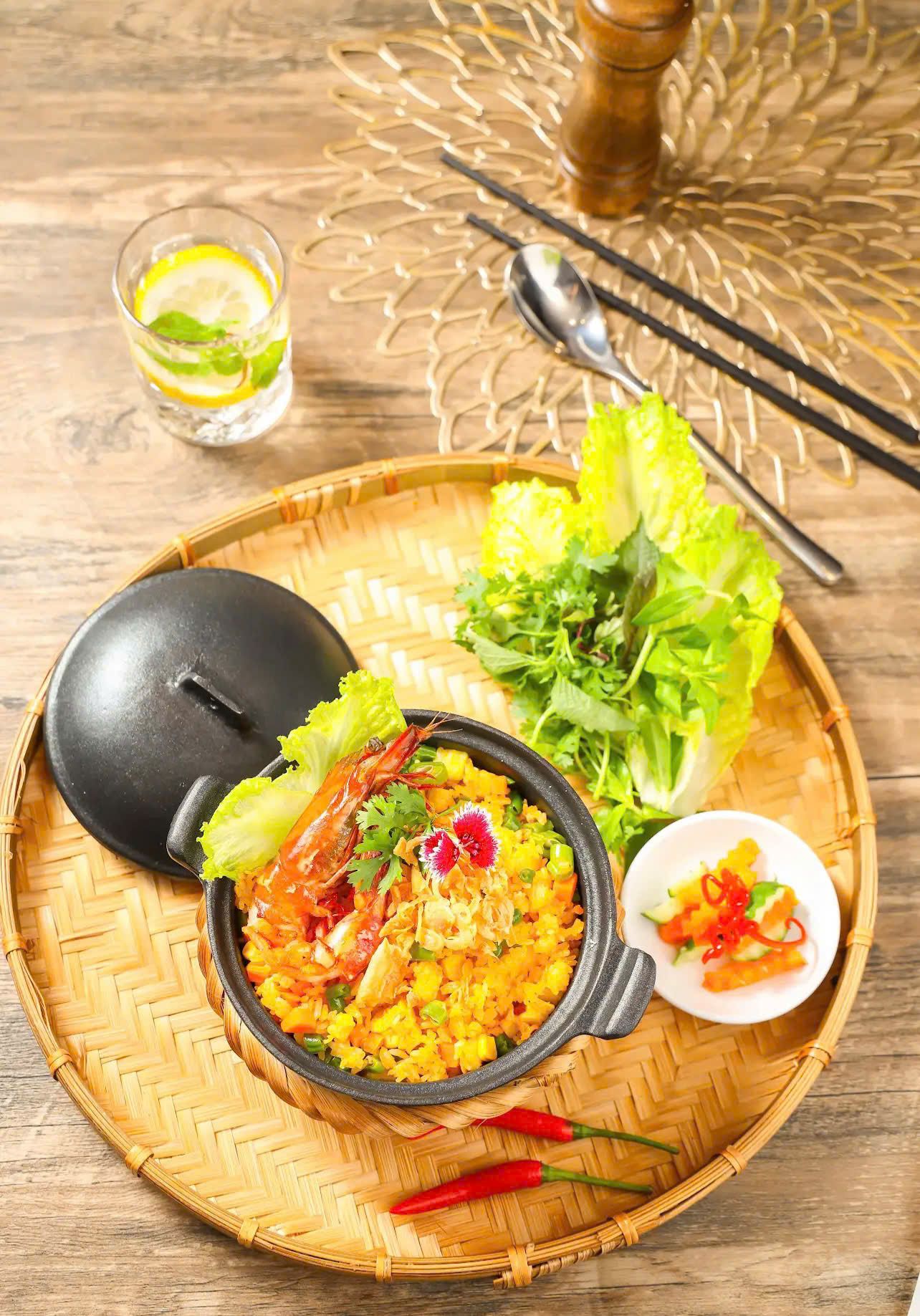 Best4U Premium Restaurant - 21 Lương Ngọc Quyến